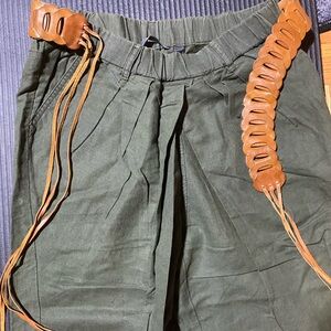 Wide olive pants with express leather belt MNG size S